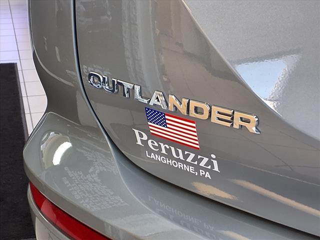 2025 Mitsubishi Outlander SEL