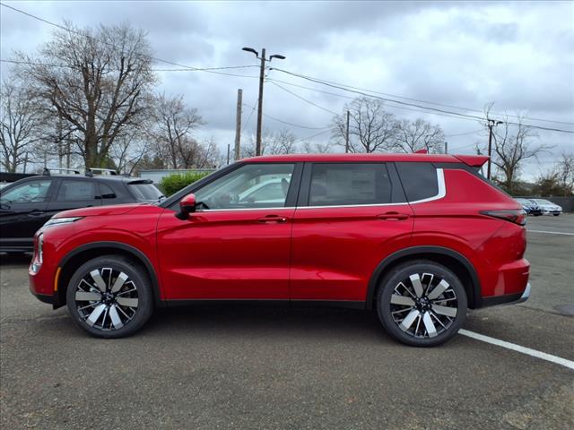 2025 Mitsubishi Outlander SE