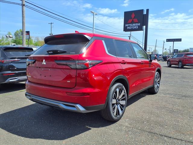 2025 Mitsubishi Outlander SE