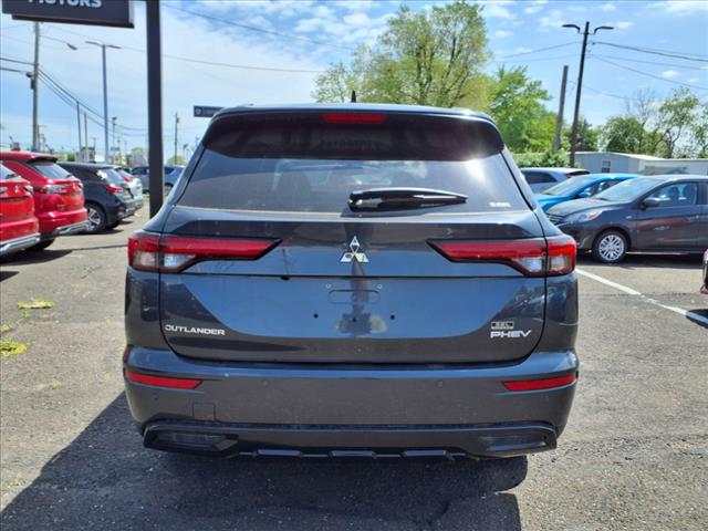 2025 Mitsubishi Outlander PHEV SEL Black Edition