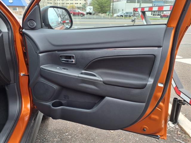 2025 Mitsubishi Outlander Sport ES