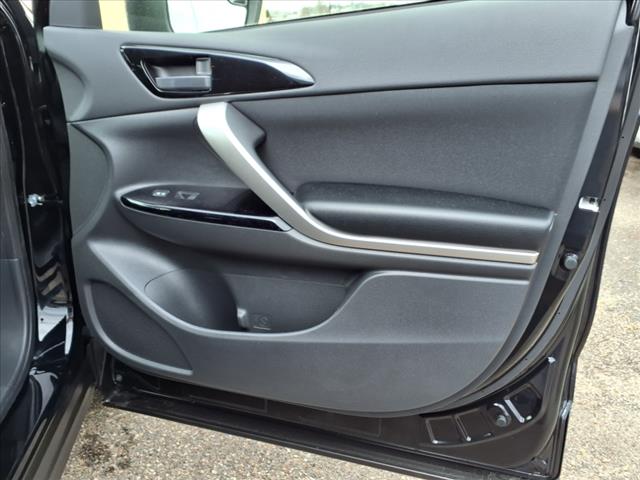 2025 Mitsubishi Eclipse Cross LE