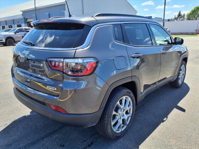 2022 Jeep Compass Latitude Lux