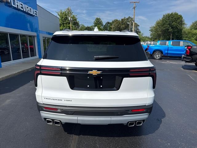 2026 Chevrolet Traverse AWD LT