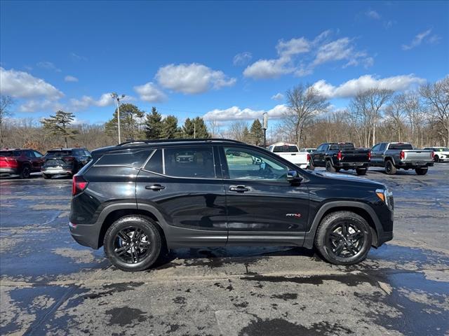 2023 GMC Terrain AT4