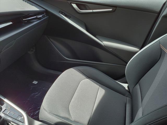 2024 Kia Niro LX