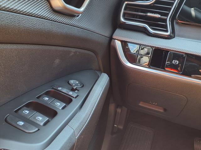 2025 Kia Sportage Hybrid LX