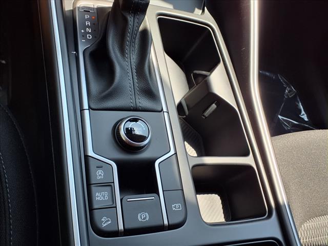 2025 Kia Sorento LX