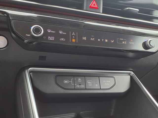 2025 Kia Carnival SX