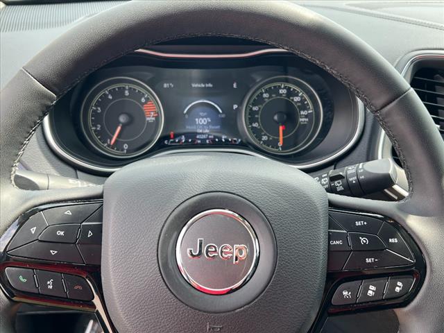 2023 Jeep Cherokee Altitude Lux
