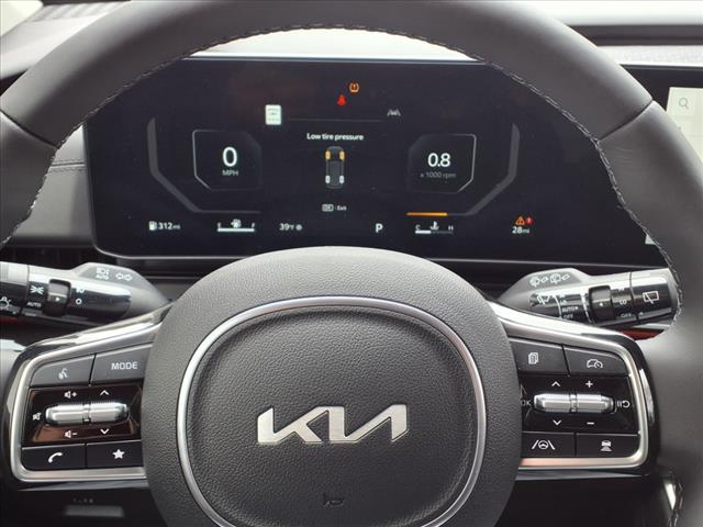 2025 Kia Carnival SX