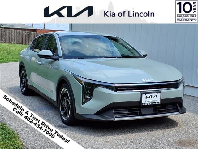 2025 Kia K4 EX