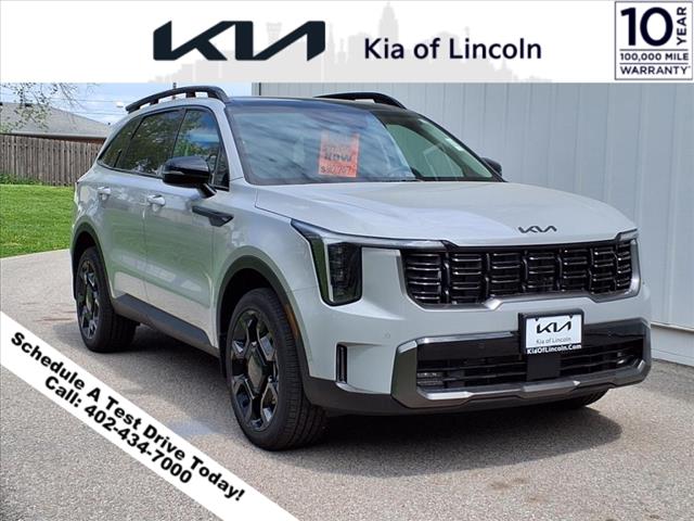 2025 Kia Sorento X-Line EX