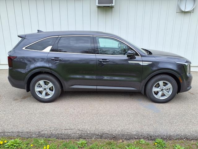 2025 Kia Sorento LX