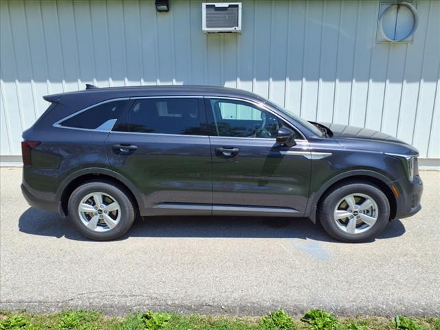 2025 Kia Sorento LX