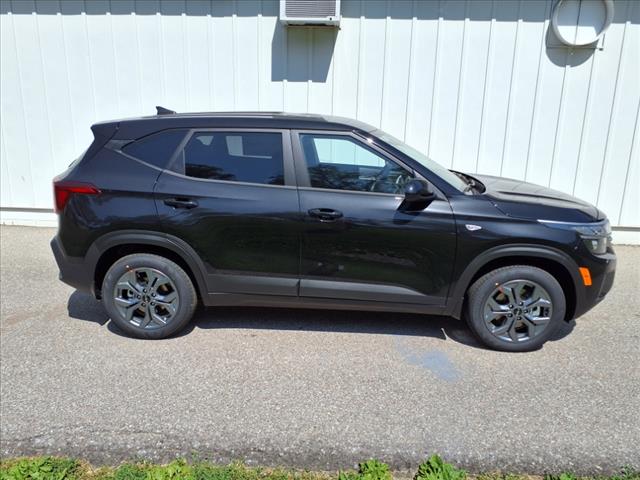 2025 Kia Seltos LX
