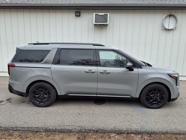 2025 Kia Carnival SX