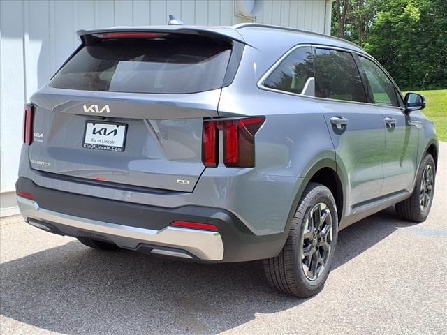 2025 Kia Sorento S