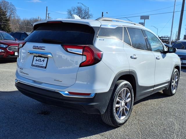 2024 GMC Terrain SLT
