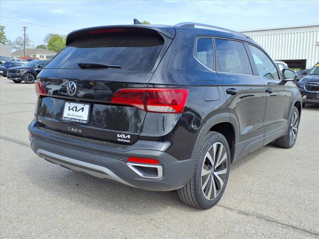 2024 Volkswagen Taos SE
