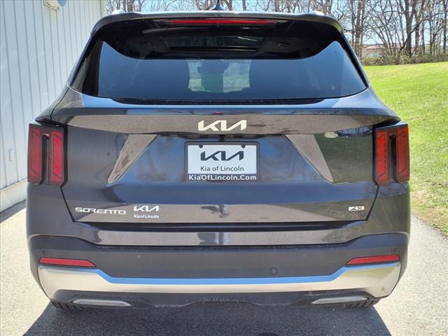 2025 Kia Sorento EX