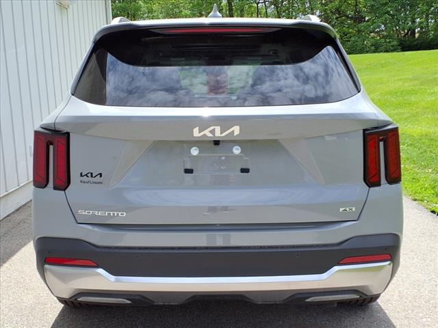 2025 Kia Sorento EX