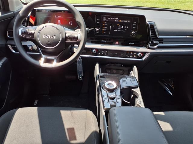 2025 Kia Sportage Hybrid LX