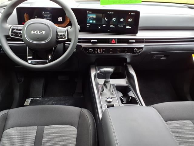 2025 Kia Sorento LX