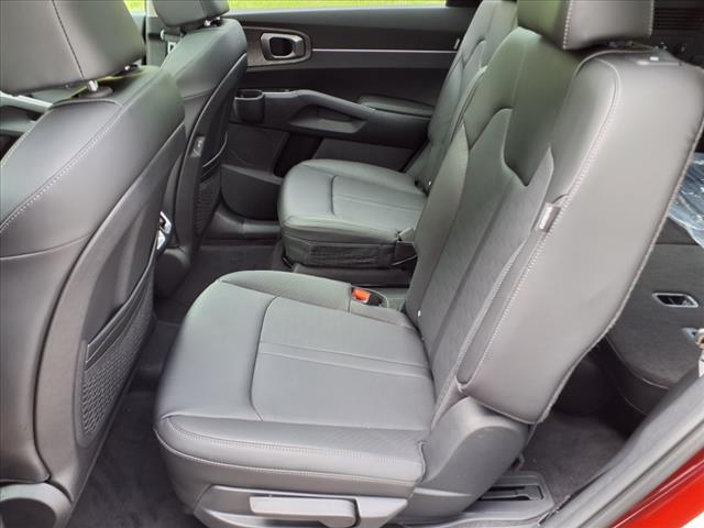 2025 Kia Sorento X-Line EX