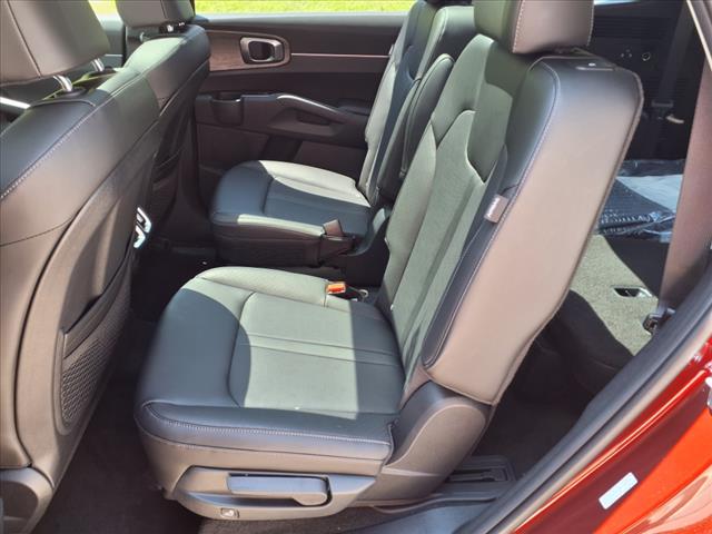 2025 Kia Sorento X-Line EX