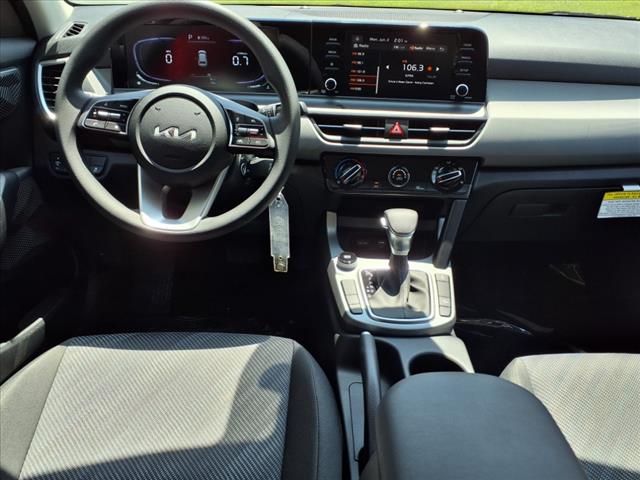 2025 Kia Seltos LX