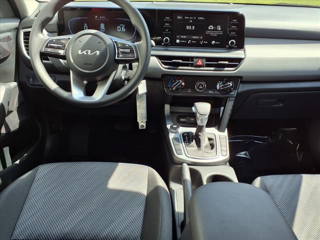 2025 Kia Seltos LX