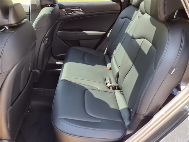 2025 Kia Sportage Hybrid EX