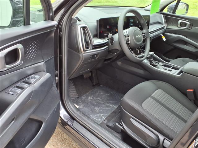 2025 Kia Sorento LX