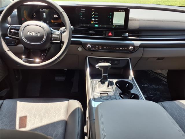 2025 Kia Carnival LXS