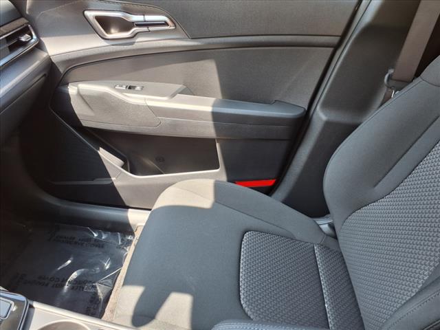 2025 Kia Sportage Hybrid LX