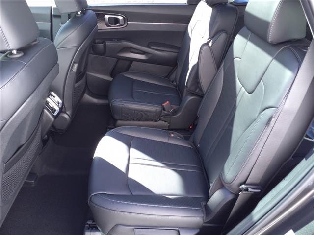 2025 Kia Sorento Hybrid EX
