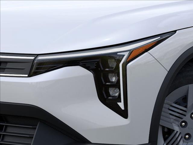 2025 Kia K4 LX FWD