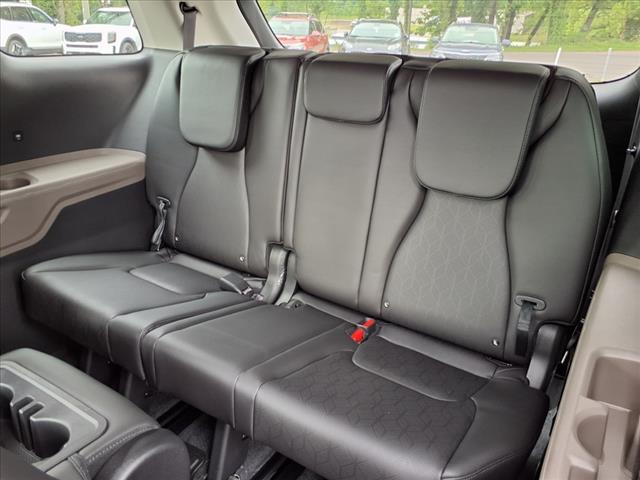 2025 Kia Carnival LXS