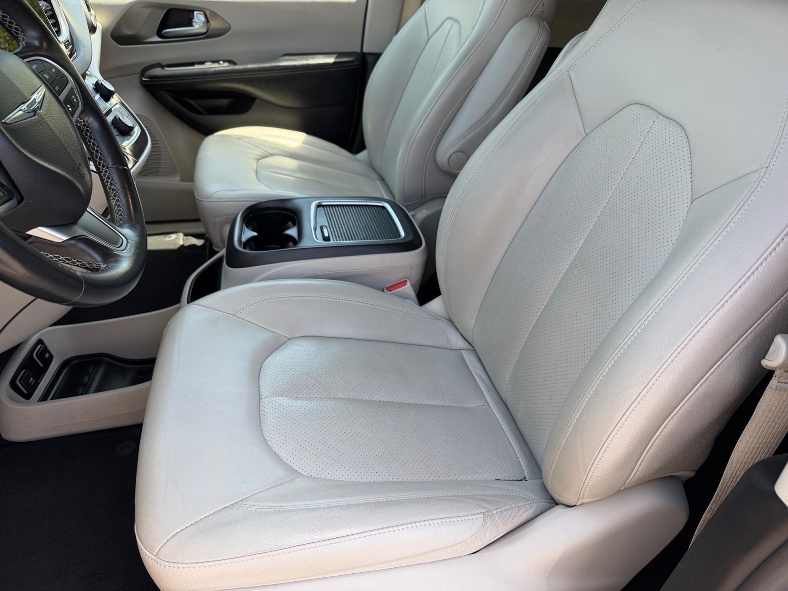 ChryslerPacifica10