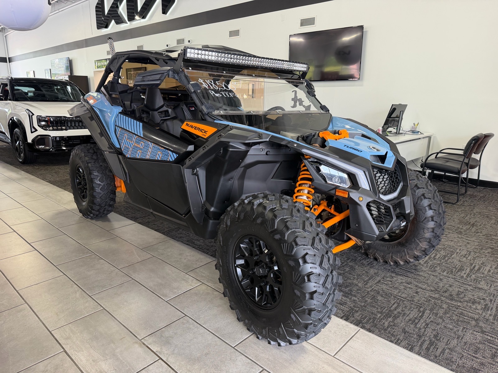 PolarisCan Am Maverick10