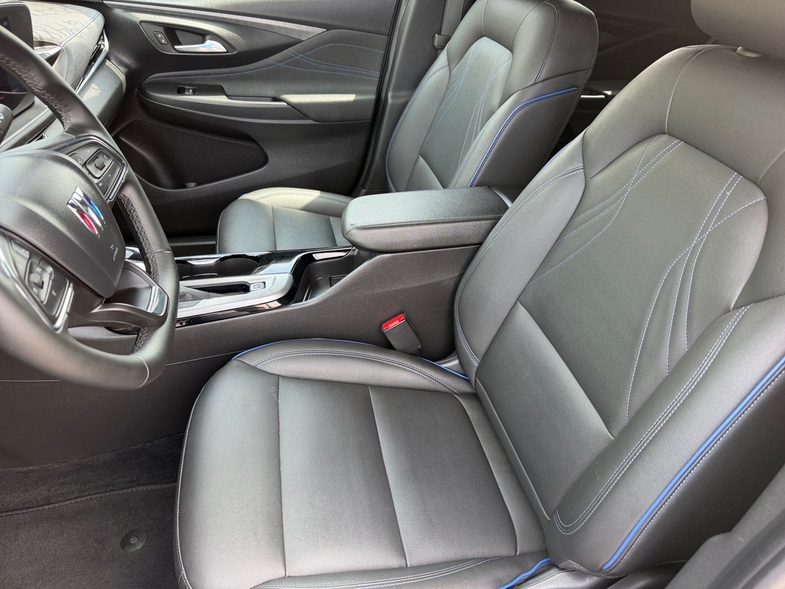 BuickEnvista10