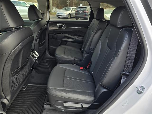 2025 Kia Sorento SX