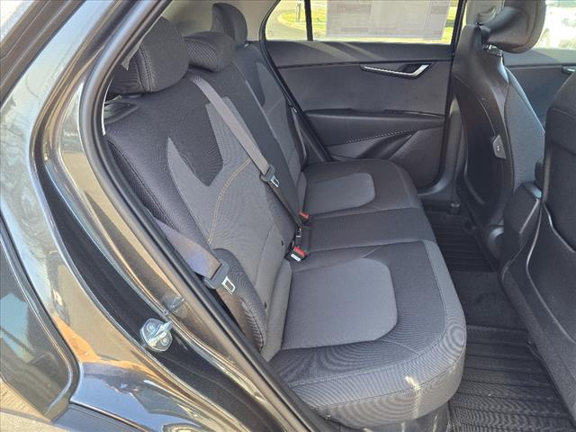 2025 Kia Niro LX