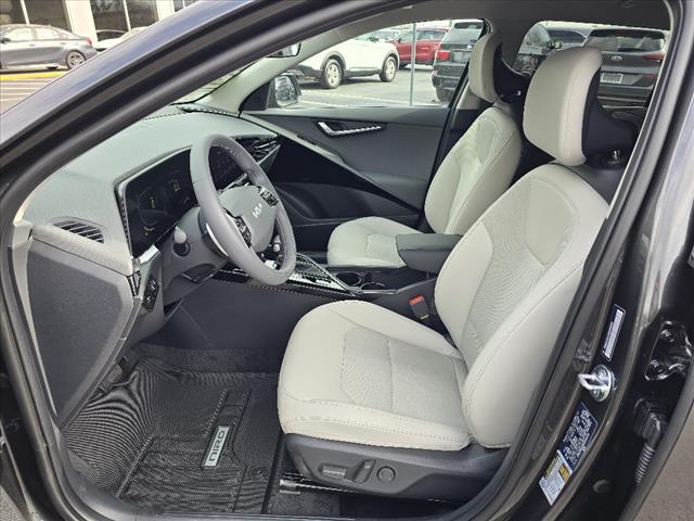 2025 Kia Niro EX