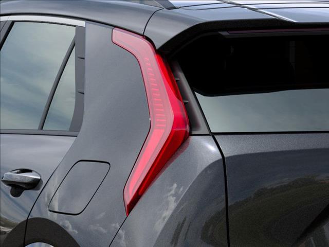 2025 Kia Niro SX FWD