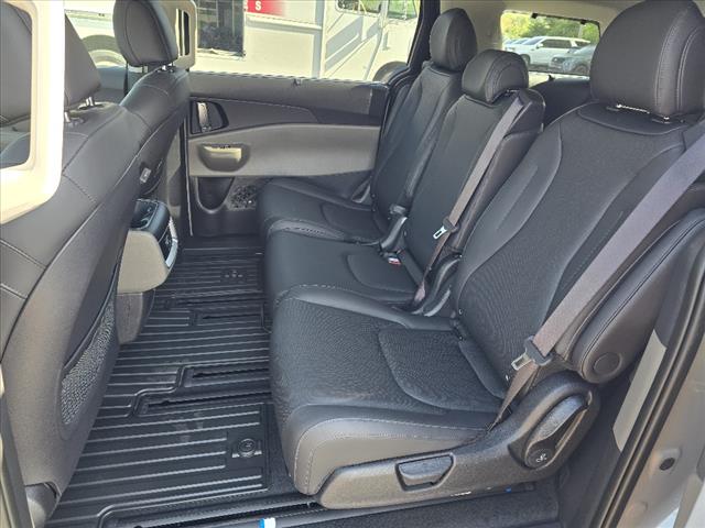 2025 Kia Carnival Hybrid EX