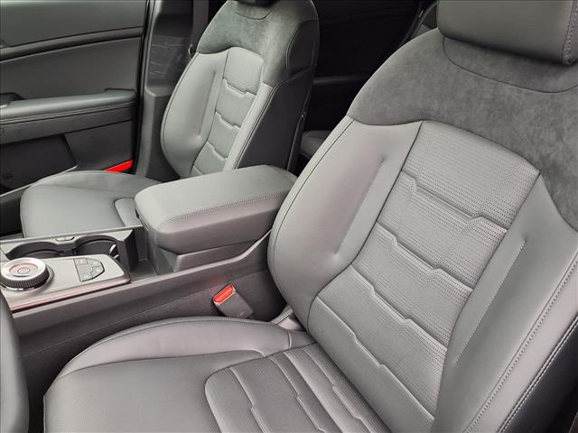 KiaSportage Hybrid11