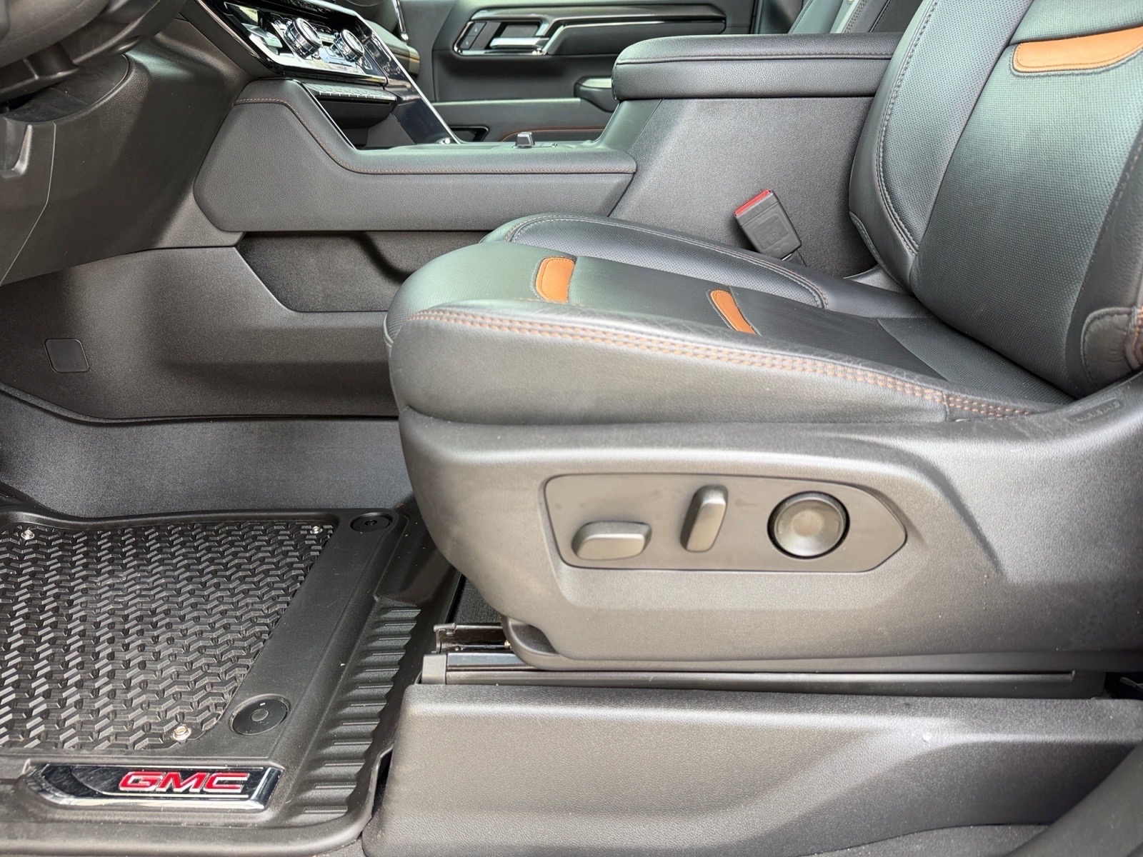 GMCSierra 2500HD11