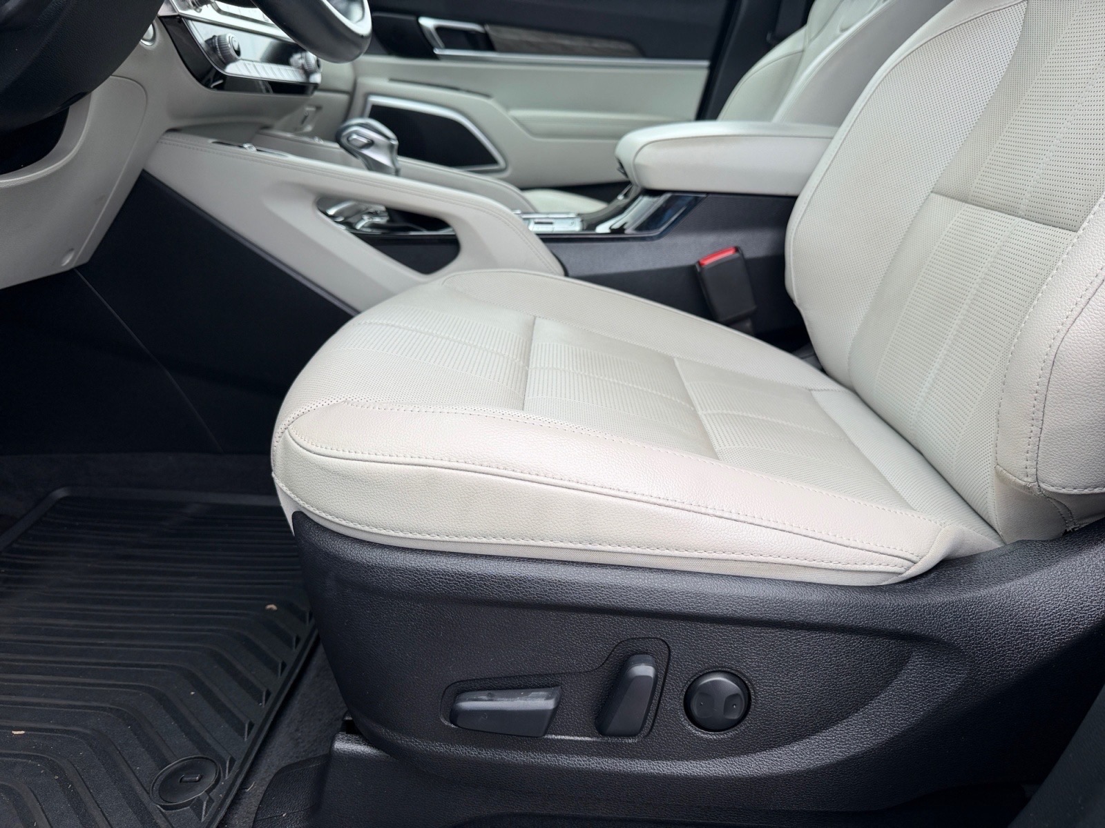 KiaTelluride11